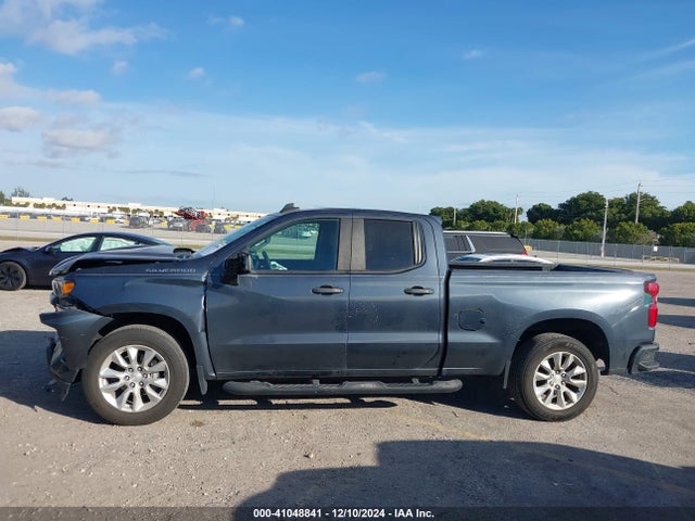 1GCRWBEKXMZ111202 Chevrolet Silverado 1500 2wd  Standard Bed Custom