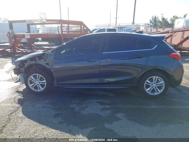 Chevrolet Cruze Lt Auto 2018 3G1BE6SM7JS588138 Image 15