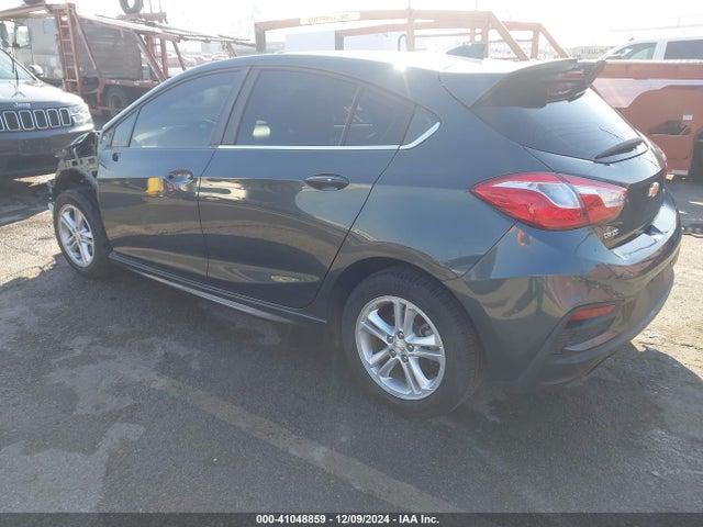 Chevrolet Cruze Lt Auto 2018 3G1BE6SM7JS588138 Image 3