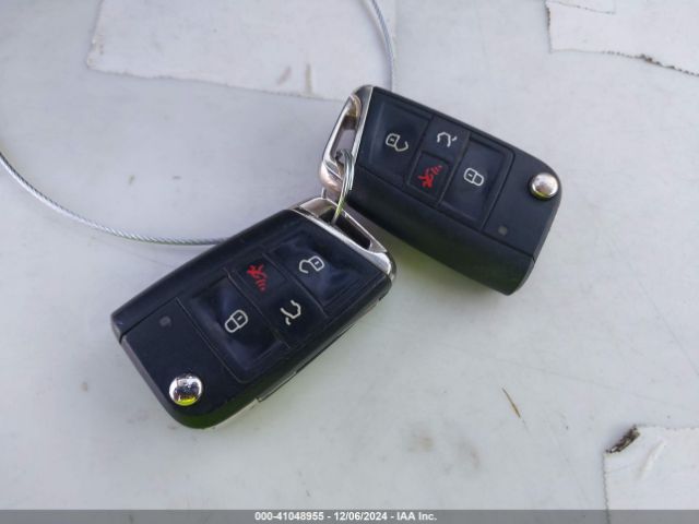 3VWC17AU6FM512529 Volkswagen Golf Sportwagen Tsi Se 4-door