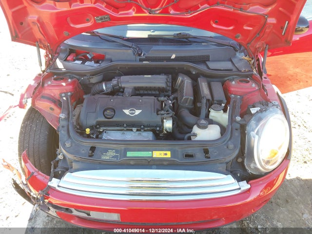 2010 MINI COOPER WMWMF3C59ATZ65235 Photo 9