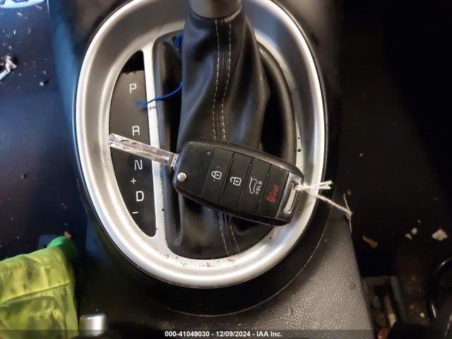 KIA SOUL + 2017 KNDJP3A55H7478879 Image 11