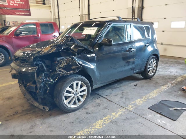 KIA SOUL + 2017 KNDJP3A55H7478879 Image 2