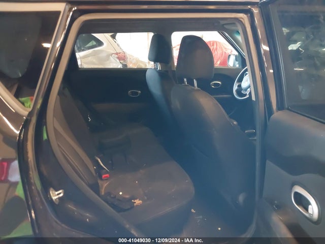 KIA SOUL + 2017 KNDJP3A55H7478879 Image 8