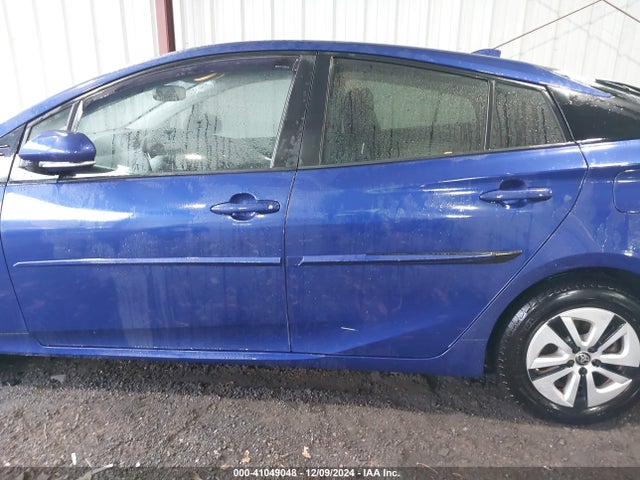 Toyota Prius 2017 JTDKARFU0H3528894 Image 14