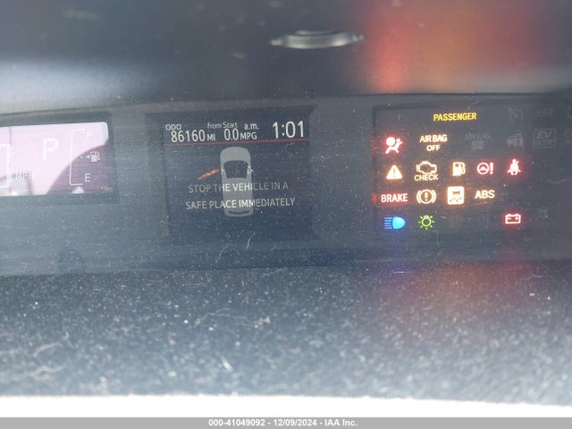 JTDKDTB31F1113934 Toyota Prius C Two