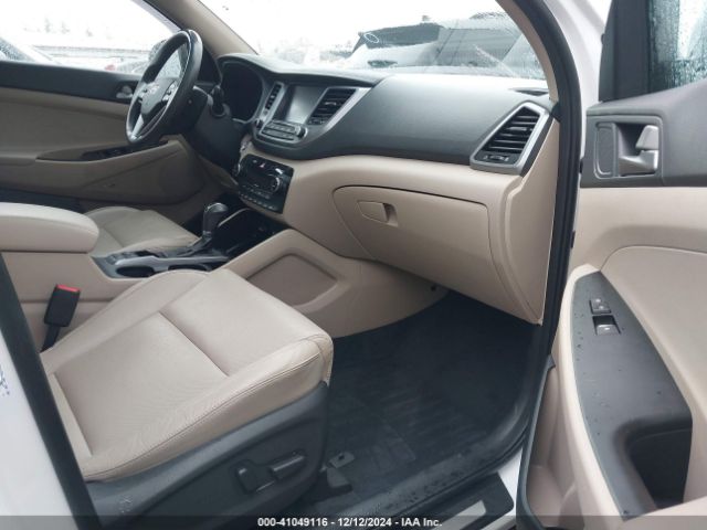 KM8J3CA28HU584466 Hyundai Tucson Limited