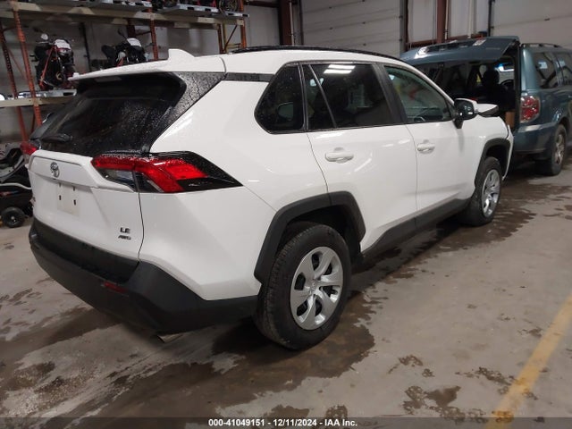 2T3G1RFV5MC237556 Toyota RAV4 LE