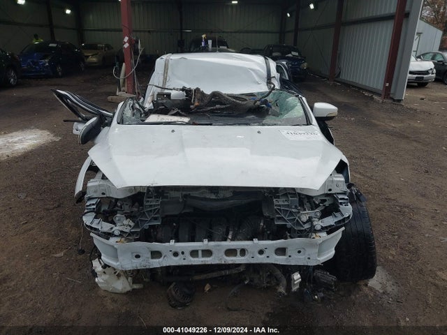 1FADP3K29HL217530 Ford FOCUS SE