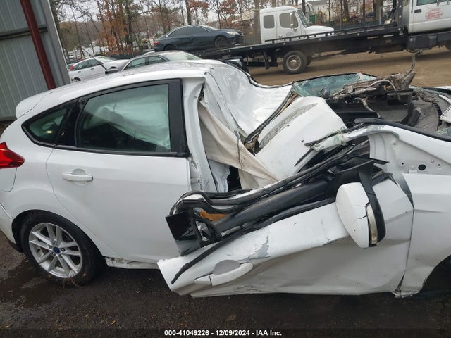 1FADP3K29HL217530 Ford FOCUS SE