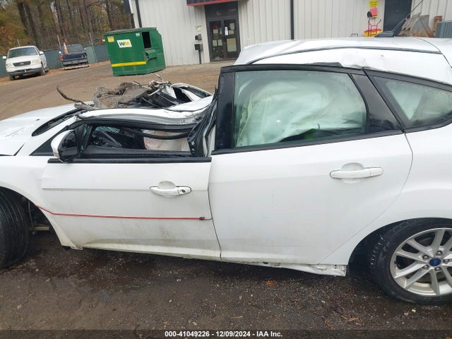 1FADP3K29HL217530 Ford FOCUS SE