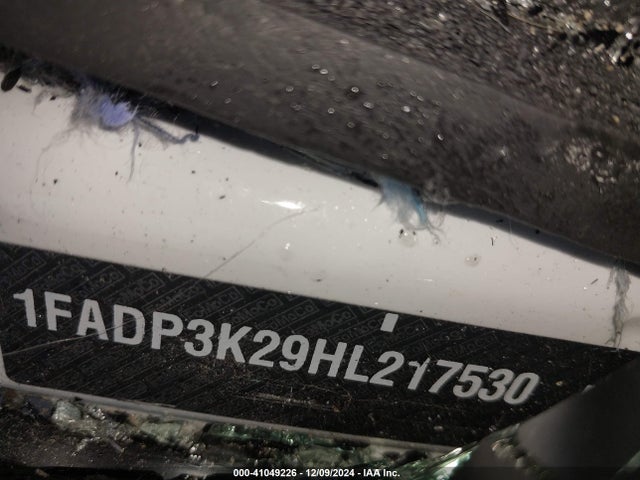 1FADP3K29HL217530 Ford FOCUS SE
