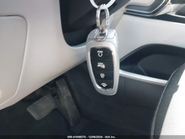 KM8JBCA19NU020914 Hyundai Tucson Hybrid Blue