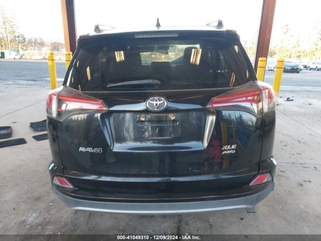 2T3RFREV5JW800787 Toyota Rav4 Adventure/xle