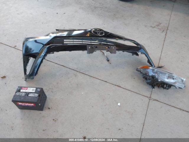 2T3RFREV5JW800787 Toyota Rav4 Adventure/xle