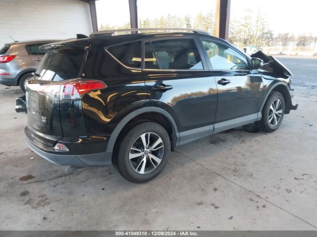 2T3RFREV5JW800787 Toyota Rav4 Adventure/xle