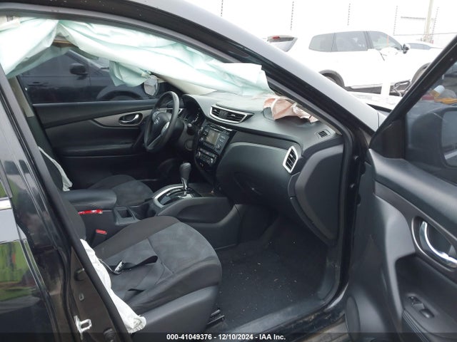 KNMAT2MV9GP725983 Nissan ROGUE SV