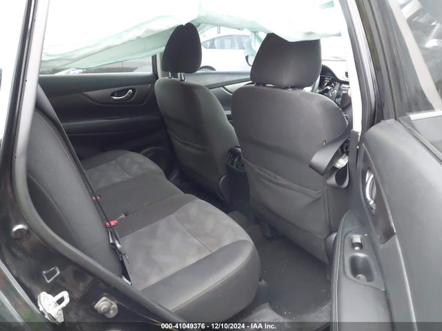 KNMAT2MV9GP725983 Nissan ROGUE SV