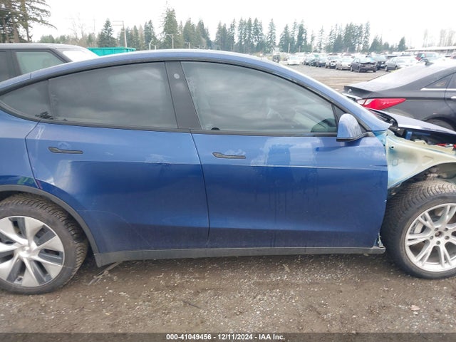 7SAYGDEE8NF376077 Tesla Model Y Long Range Dual Motor All-wheel Drive