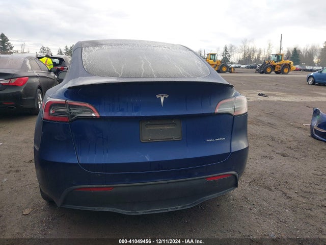7SAYGDEE8NF376077 Tesla Model Y Long Range Dual Motor All-wheel Drive