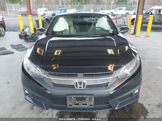 Honda Civic Touring 2018 2HGFC3B90JH351312 Image 12
