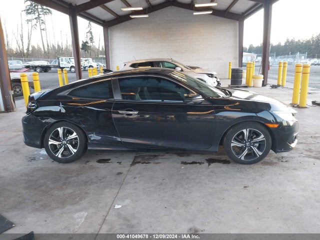 Honda Civic Touring 2018 2HGFC3B90JH351312 Image 13