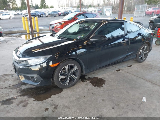 Honda Civic Touring 2018 2HGFC3B90JH351312 Image 2
