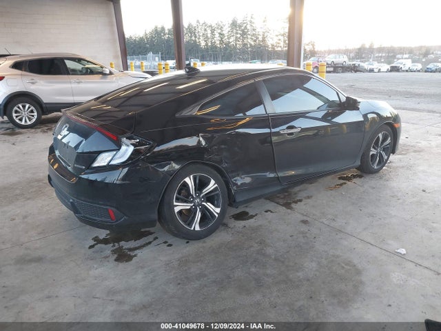 Honda Civic Touring 2018 2HGFC3B90JH351312 Image 4