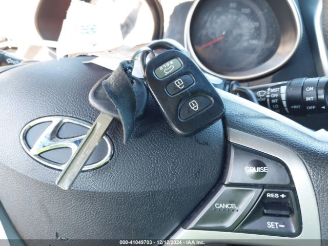 KMHTC6AD4GU265298 Hyundai Veloster