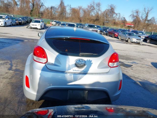 KMHTC6AD4GU265298 Hyundai Veloster