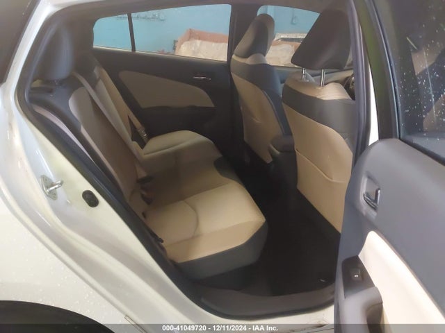 Toyota Prius Two Eco 2016 JTDKARFUXG3003923 Image 8