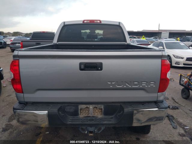 5TFDW5F17GX576974 Toyota Tundra Sr5 5.7l V8