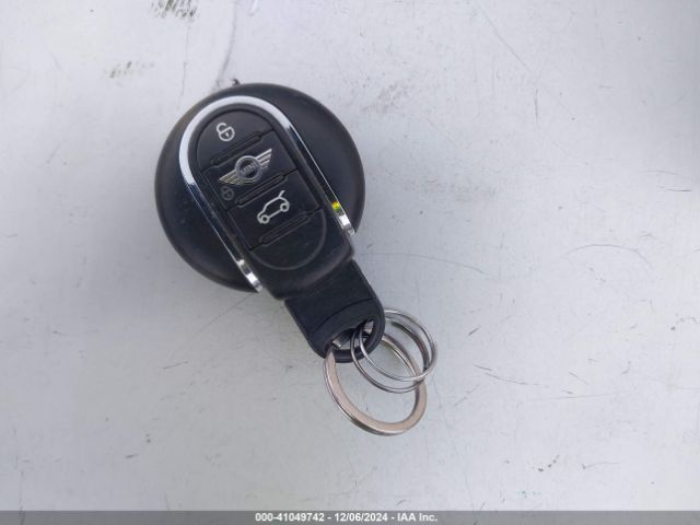 WMWLN5C38H2E33793 Mini Clubman Cooper