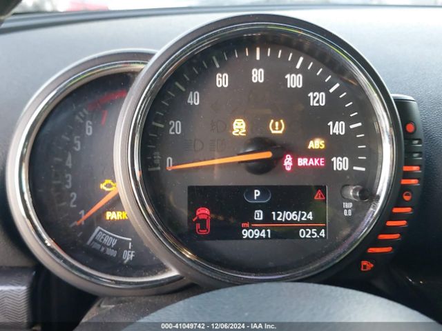 WMWLN5C38H2E33793 Mini Clubman Cooper