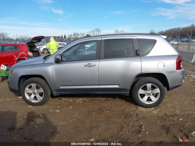 1C4NJDEB5HD191214 Jeep Compass Latitude 4x4