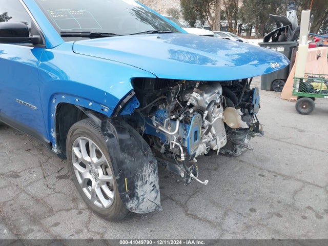 Jeep Compass Latitude Lux 4x4 2022 3C4NJDFB1NT203900 Image 18