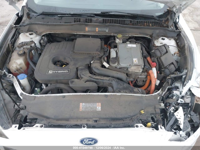 3FA6P0LUXJR146983 Ford Fusion Hybrid Se