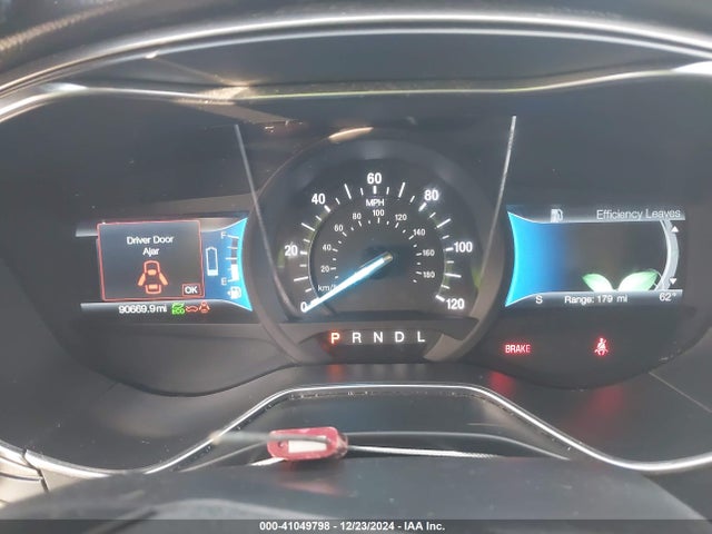 3FA6P0LUXJR146983 Ford Fusion Hybrid Se