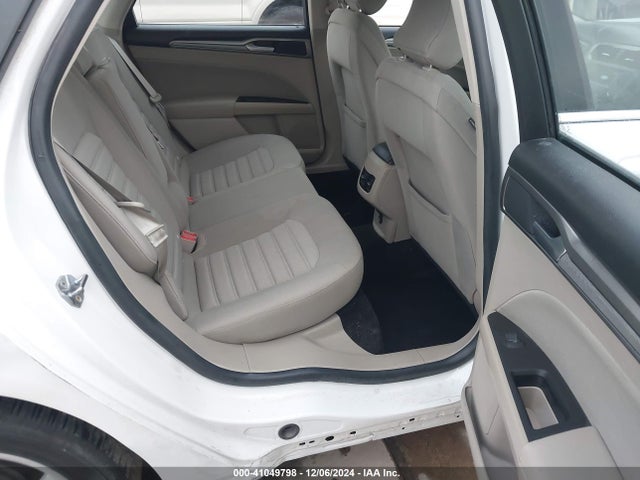 3FA6P0LUXJR146983 Ford Fusion Hybrid Se