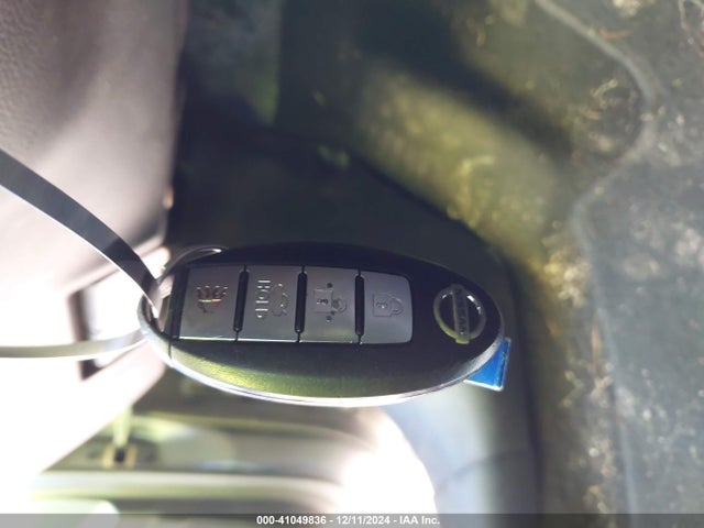 Nissan SENTRA SR 2017 3N1AB7APXHY244052 Image 11