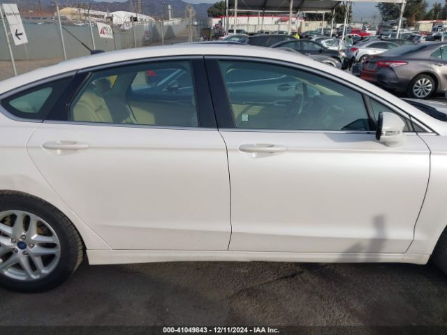 3FA6P0HD8FR195549 Ford FUSION SE