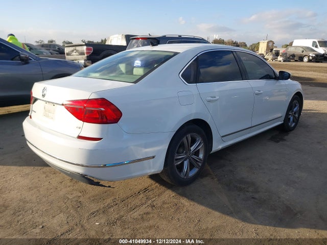 1VWBT7A31GC021334 Volkswagen Passat 1.8t Se