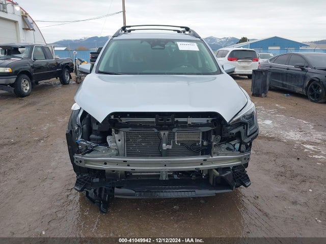 4S4WMAED0P3427313 Subaru Ascent Premium 7-passenger
