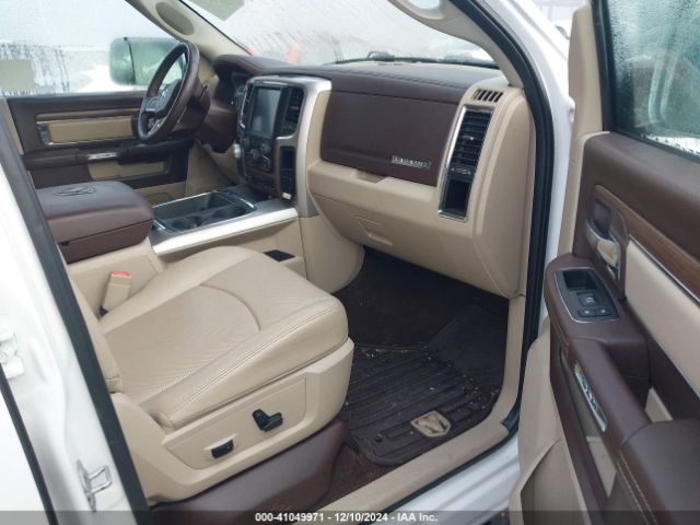 1C6RR7VM0GS174738 RAM 1500 Laramie