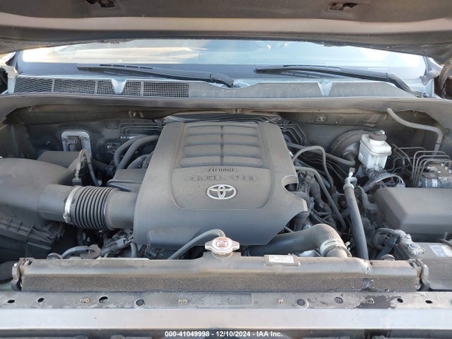 5TFRM5F10JX130474 Toyota Tundra Sr5 4.6l V8