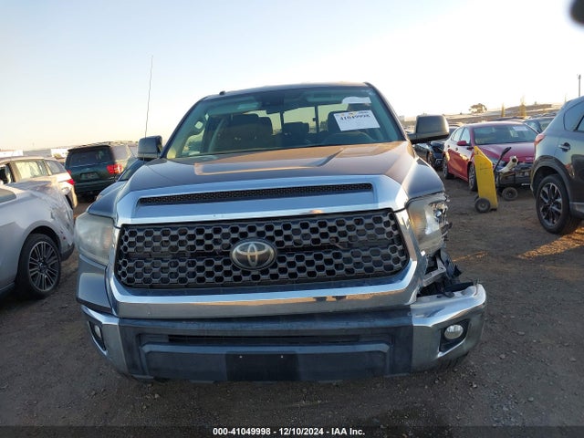 5TFRM5F10JX130474 Toyota Tundra Sr5 4.6l V8