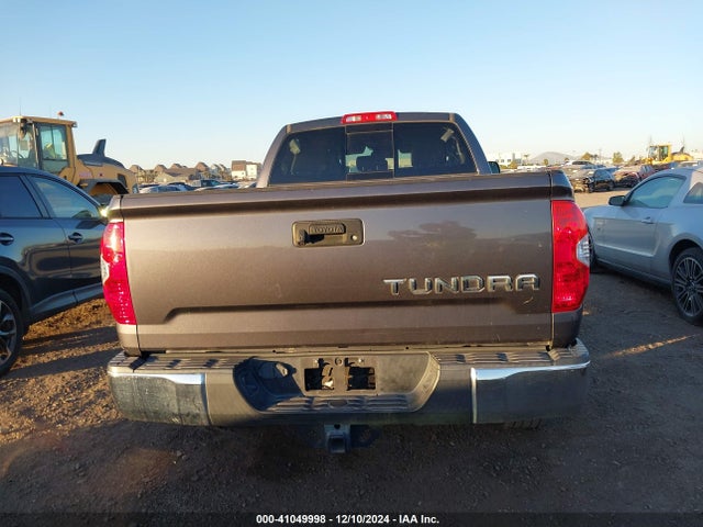 5TFRM5F10JX130474 Toyota Tundra Sr5 4.6l V8