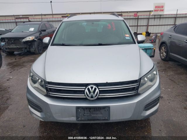 WVGAV7AX1FW567815 Volkswagen TIGUAN SE
