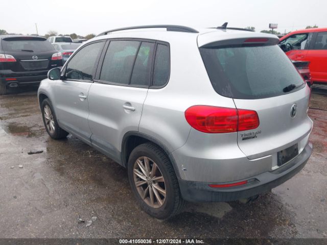 WVGAV7AX1FW567815 Volkswagen TIGUAN SE
