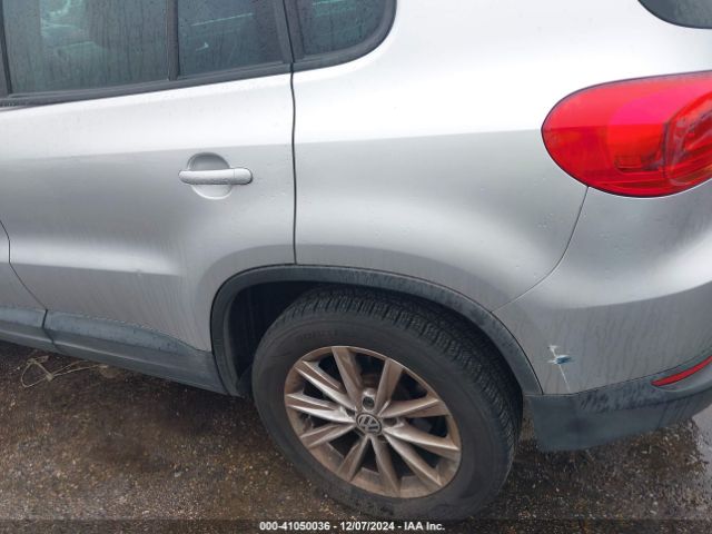 WVGAV7AX1FW567815 Volkswagen TIGUAN SE